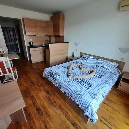 апатаменти за гости Sunshine и Glory *