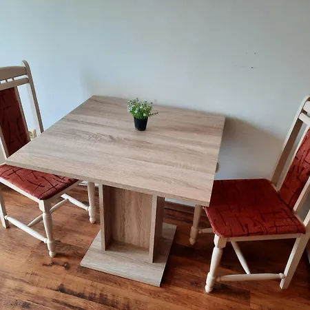 апатаменти за гости Sunshine и Glory *