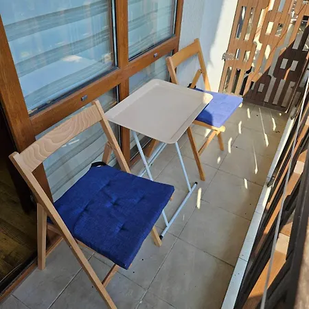 апатаменти за гости Sunshine и Glory アパート