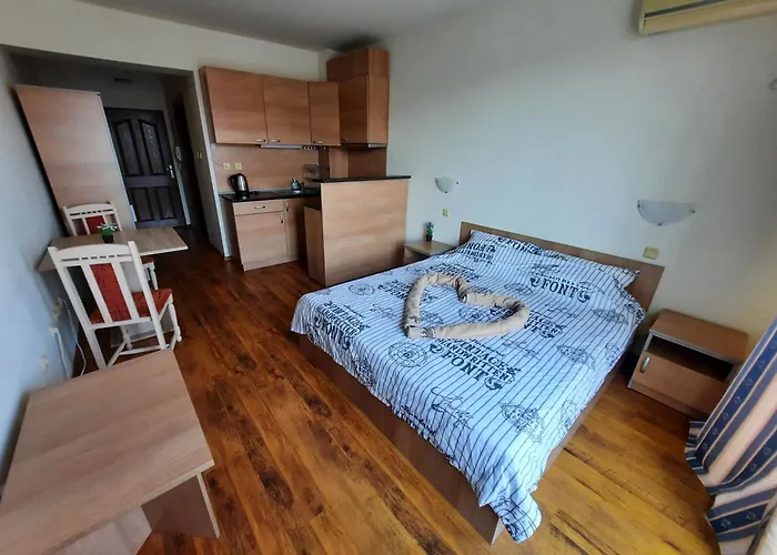 апатаменти за гости Sunshine и Glory *