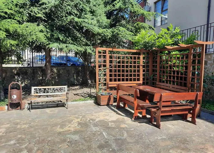 Апартаменти апатаменти за гости Sunshine и Glory