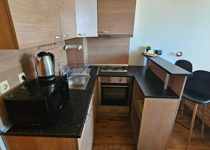 Апартаменти апатаменти за гости Sunshine и Glory